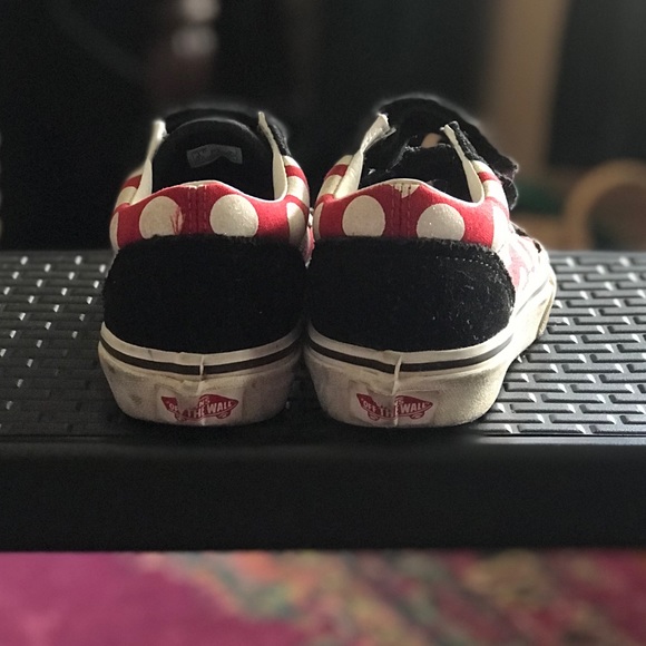 Vans - Picture 5 of 6